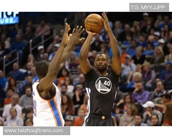 哈里森巴恩斯的篮球之路与职业生涯的辉煌成就分析